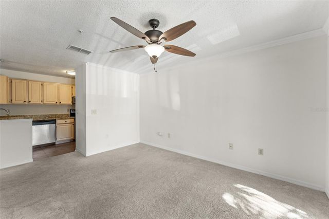 1949 SUMMER CLUB DRIVE 211, Oviedo, FL 32765