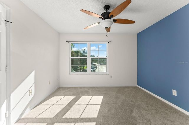 1949 SUMMER CLUB DRIVE 211, Oviedo, FL 32765