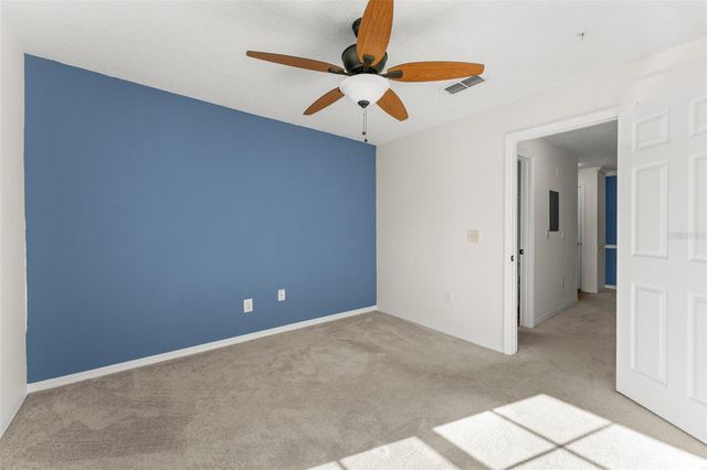 1949 SUMMER CLUB DRIVE 211, Oviedo, FL 32765