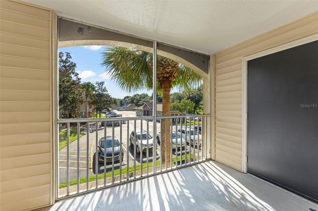 1949 SUMMER CLUB DRIVE 211, Oviedo, FL 32765