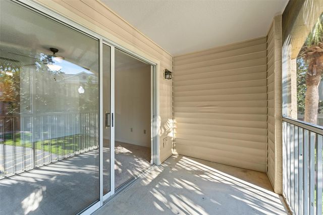 1949 SUMMER CLUB DRIVE 211, Oviedo, FL 32765
