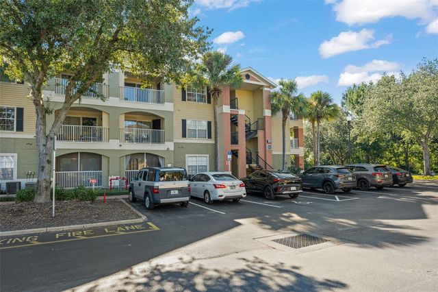 1949 SUMMER CLUB DRIVE 211, Oviedo, FL 32765