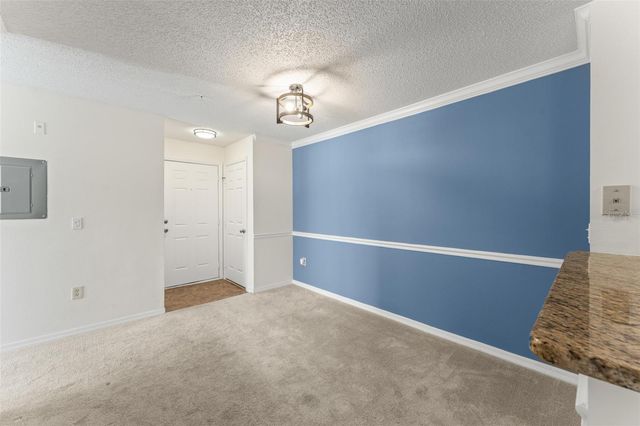 1949 SUMMER CLUB DRIVE 211, Oviedo, FL 32765