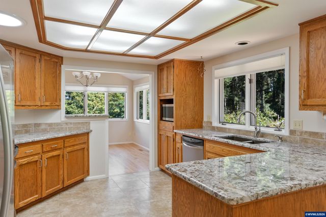 2545 NW Windsor Pl, Corvallis, OR 97330