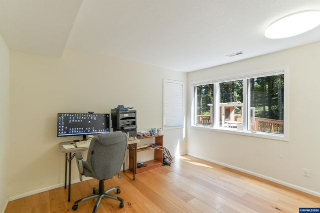 2545 NW Windsor Pl, Corvallis, OR 97330