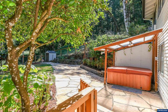 2545 NW Windsor Pl, Corvallis, OR 97330