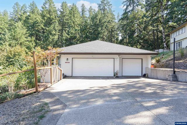 2545 NW Windsor Pl, Corvallis, OR 97330