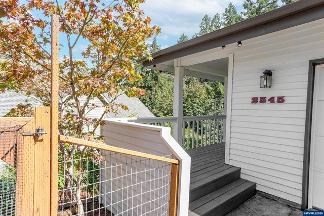 2545 NW Windsor Pl, Corvallis, OR 97330