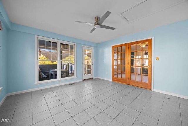 2214 Pathway Drive, Chapel Hill, NC 27516