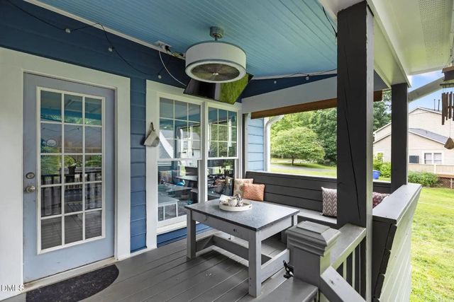 2214 Pathway Drive, Chapel Hill, NC 27516