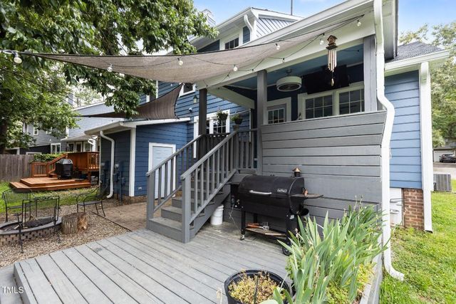 2214 Pathway Drive, Chapel Hill, NC 27516