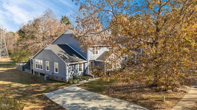 2214 Pathway Drive, Chapel Hill, NC 27516