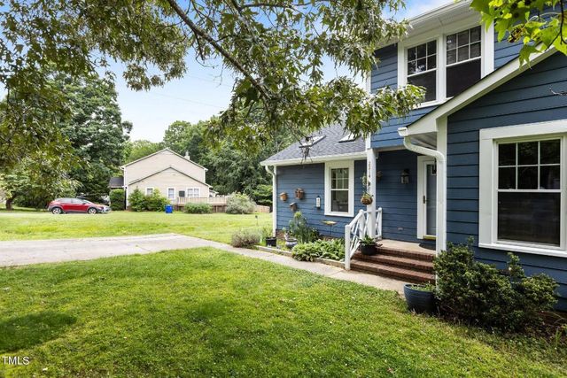 2214 Pathway Drive, Chapel Hill, NC 27516