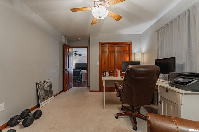 3610 Troon Drive, Springfield, IL 62712