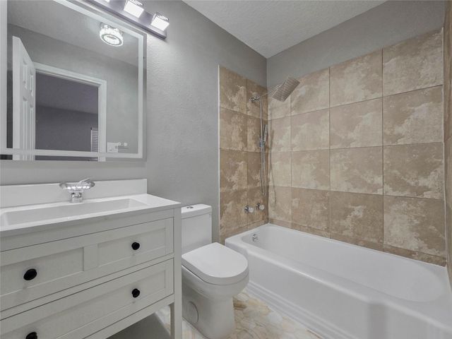 7007 Bellaire Boulevard, Houston, TX 77074