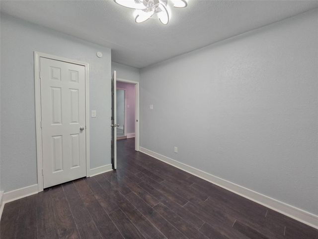 7007 Bellaire Boulevard, Houston, TX 77074