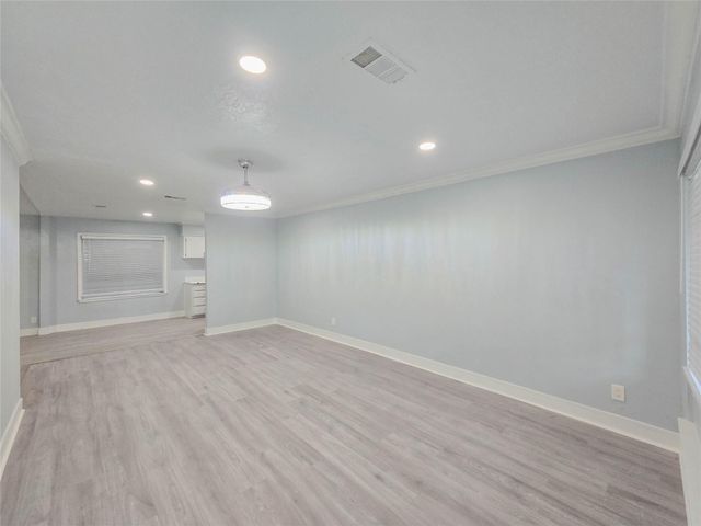 7007 Bellaire Boulevard, Houston, TX 77074