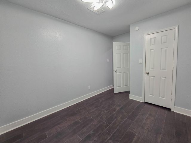 7007 Bellaire Boulevard, Houston, TX 77074
