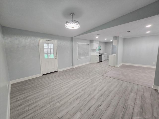 7007 Bellaire Boulevard, Houston, TX 77074