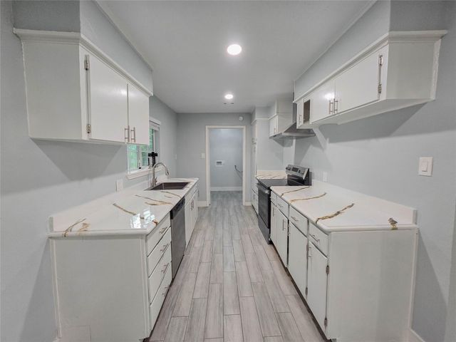 7007 Bellaire Boulevard, Houston, TX 77074