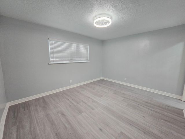7007 Bellaire Boulevard, Houston, TX 77074