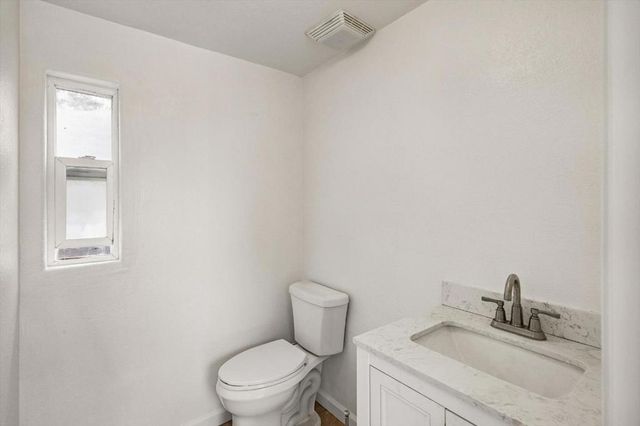 1138 Stoneylake Court, Sunnyvale, CA 94089