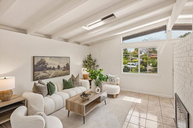 1138 Stoneylake Court, Sunnyvale, CA 94089