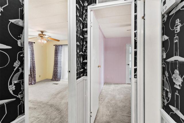 304 IVANHOE CIRCLE, Lady Lake, FL 32159