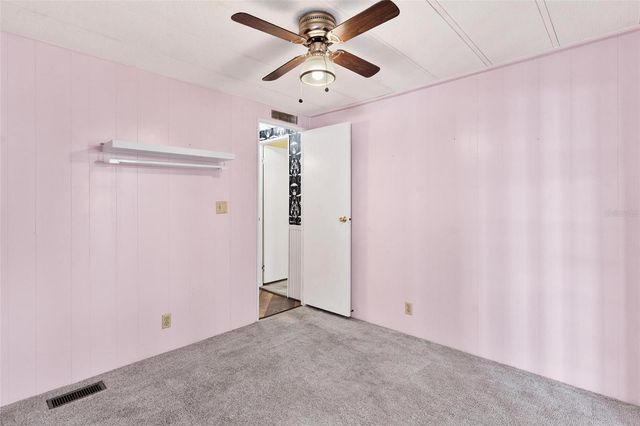 304 IVANHOE CIRCLE, Lady Lake, FL 32159