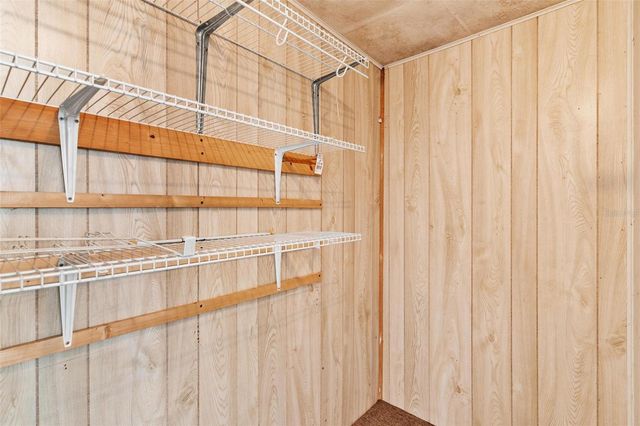 304 IVANHOE CIRCLE, Lady Lake, FL 32159