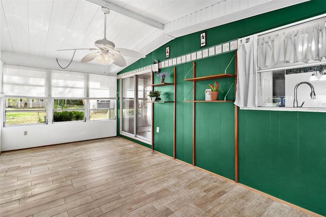 304 IVANHOE CIRCLE, Lady Lake, FL 32159