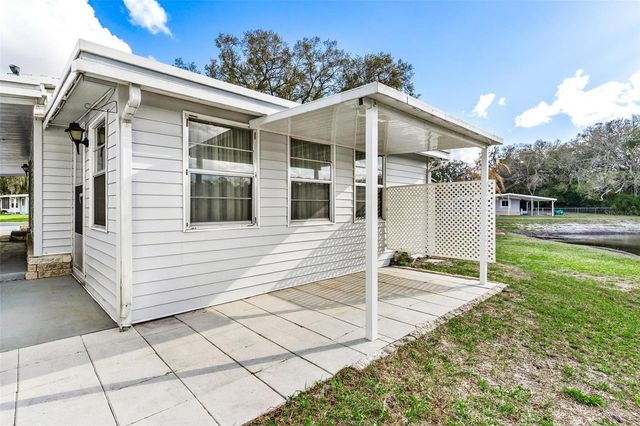 304 IVANHOE CIRCLE, Lady Lake, FL 32159