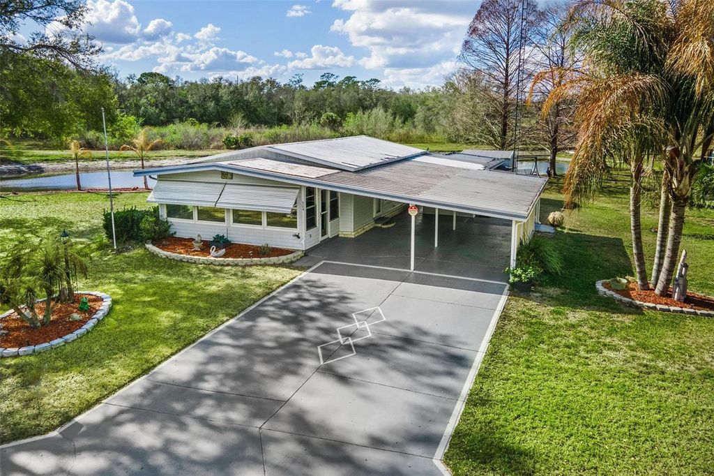 304 IVANHOE CIRCLE, Lady Lake, FL 32159