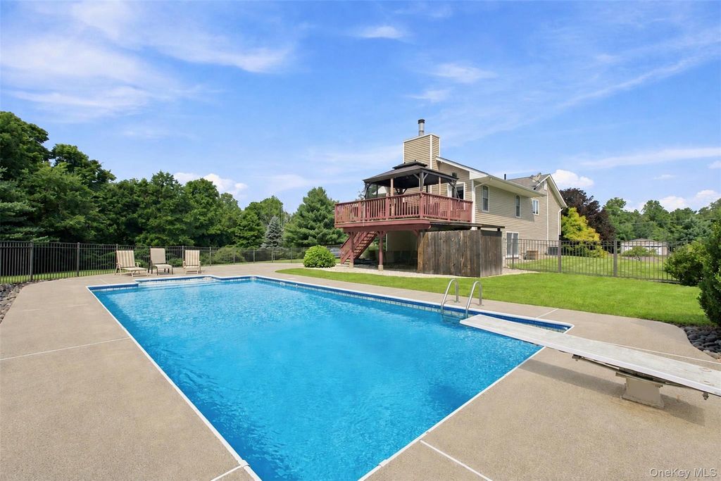 13 James Wilkinson Road, Rock Tavern, NY 12575 — photo 3