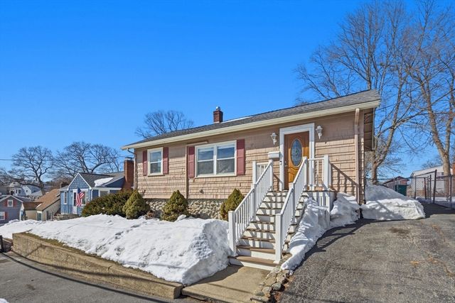 30 Longwood Rd, Lynn, MA 01904