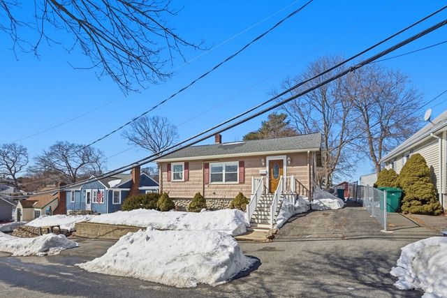 30 Longwood Rd, Lynn, MA 01904