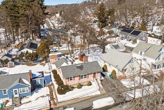 30 Longwood Rd, Lynn, MA 01904