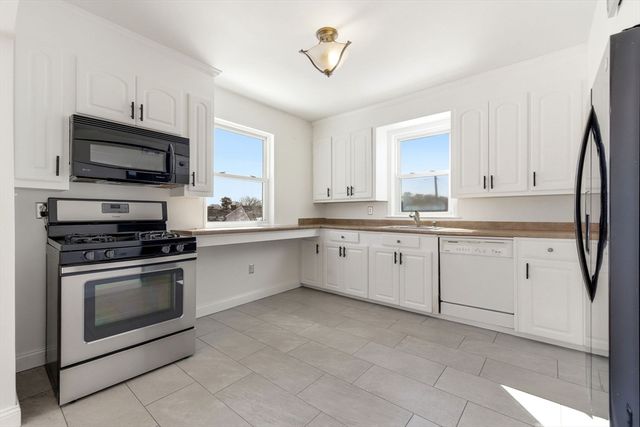 30 Longwood Rd, Lynn, MA 01904