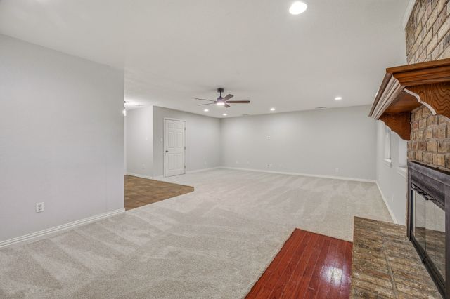 1414 W Torrey Street, Granbury, TX 76048