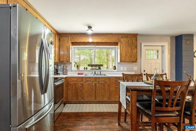 1376B WYATT MOUNTAIN RD, Dyke, VA 22935