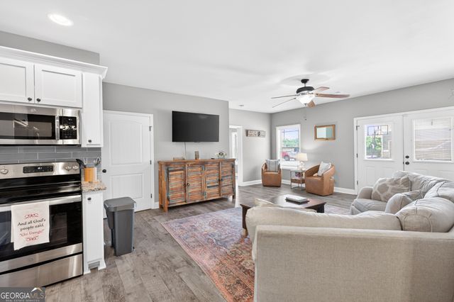 1171 Sterling Lake Drive, Jefferson, GA 30549