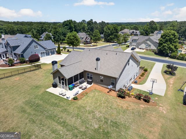 1171 Sterling Lake Drive, Jefferson, GA 30549