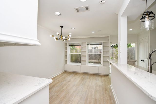 6114 Kirby Drive, Houston, TX 77005