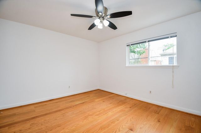 6114 Kirby Drive, Houston, TX 77005