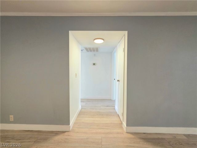 3275 Arville Street C, Las Vegas, NV 89102