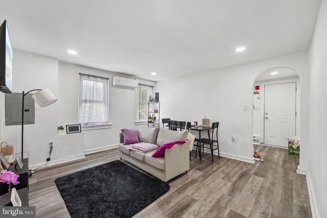 2201 E HUNTINGDON ST, Philadelphia, PA 19125