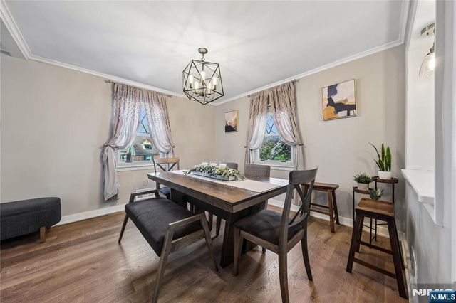 182 Carlson Place, Bergenfield, NJ 07621