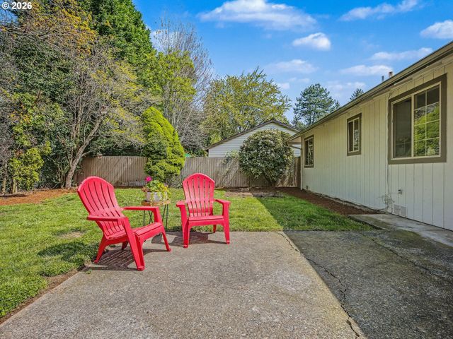 815 Ne 25TH St, Gresham, OR 97030