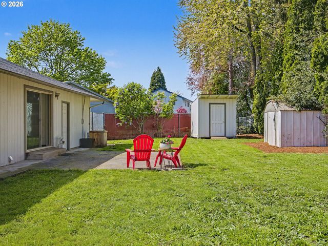 815 Ne 25TH St, Gresham, OR 97030