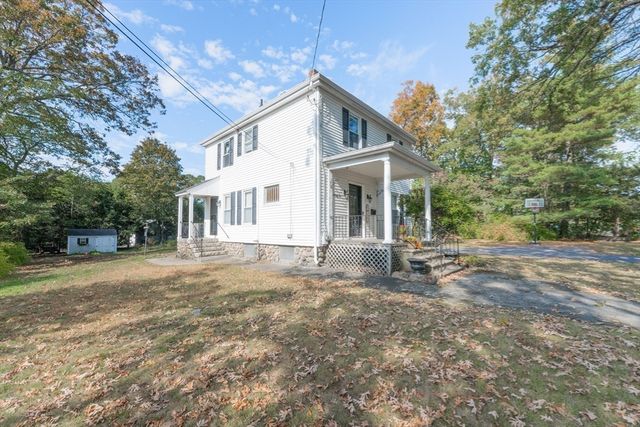 92 High St, Milford, MA 01757